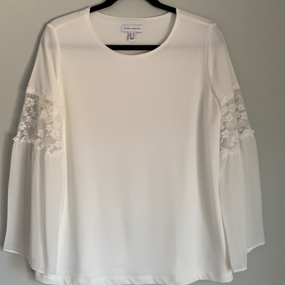 SUSAN GRAVER WINTER WHITE BELL SLEEVES TOP